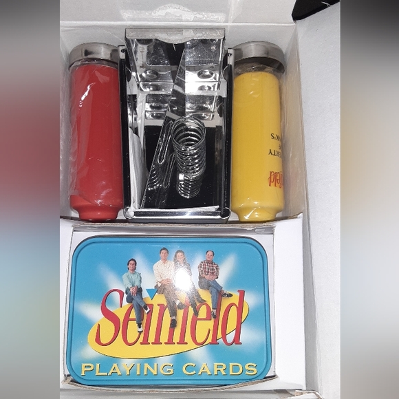 Seinfeld Box Set DVD's Season 1,2,3 w/playing cards - Picture 5 of 8
